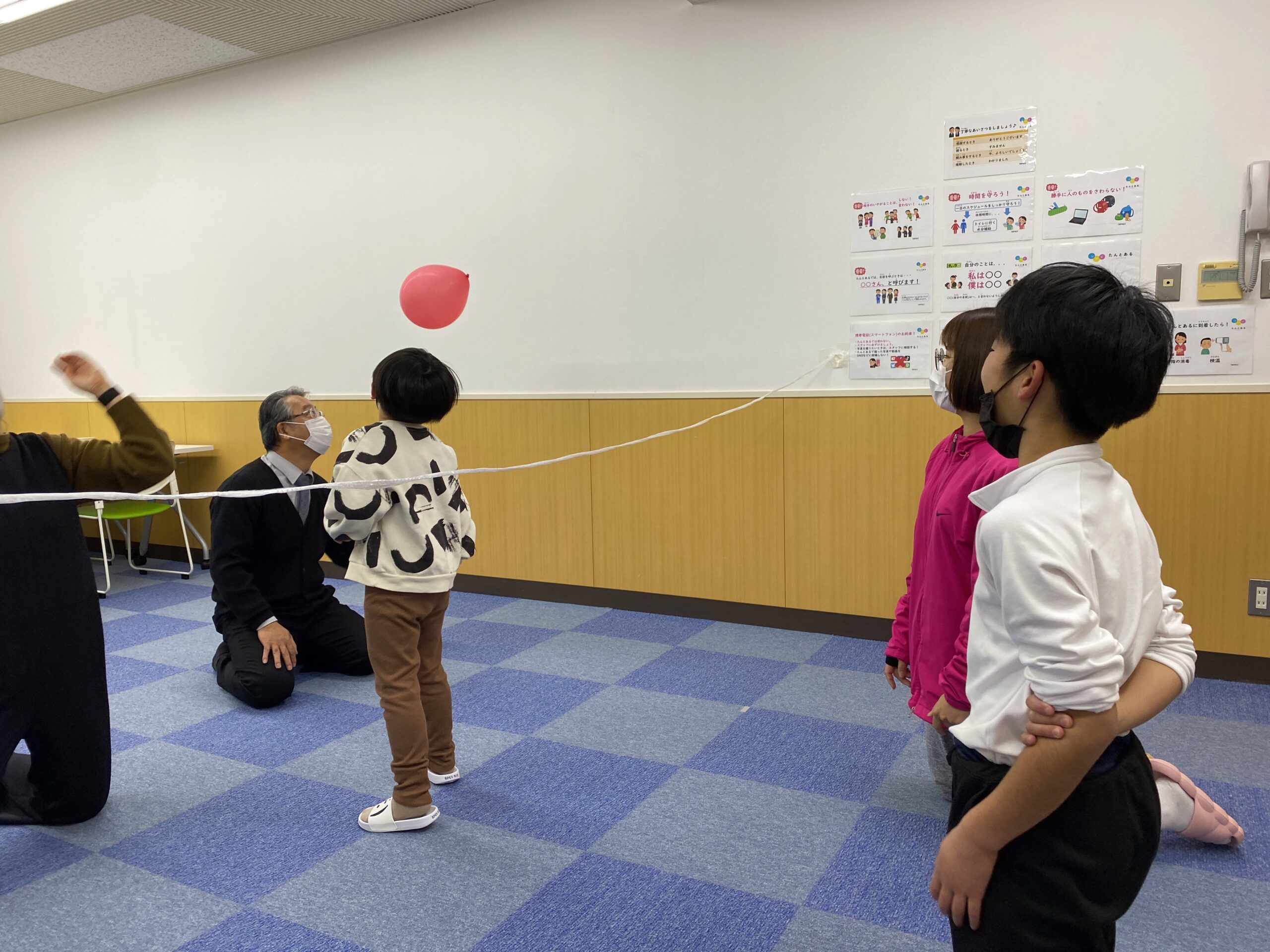 風船バレーで感情のコトントロールを学ぶ！